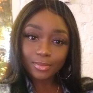 Meet your Posher, Shakyla